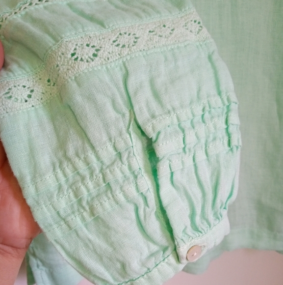 Rachel Zoe Pistachio vneck linen top with crochet lace detail women size small - Picture 5 of 7